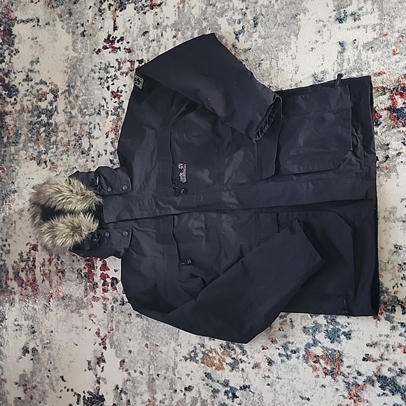Jack Wolfskin jacket - Picture 1 of 13